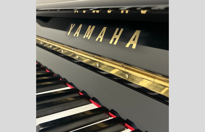 Yamaha Polished Ebony C110A Upright Piano, Used - All Inclusive Premium Package (SN:C34776) - Image 5